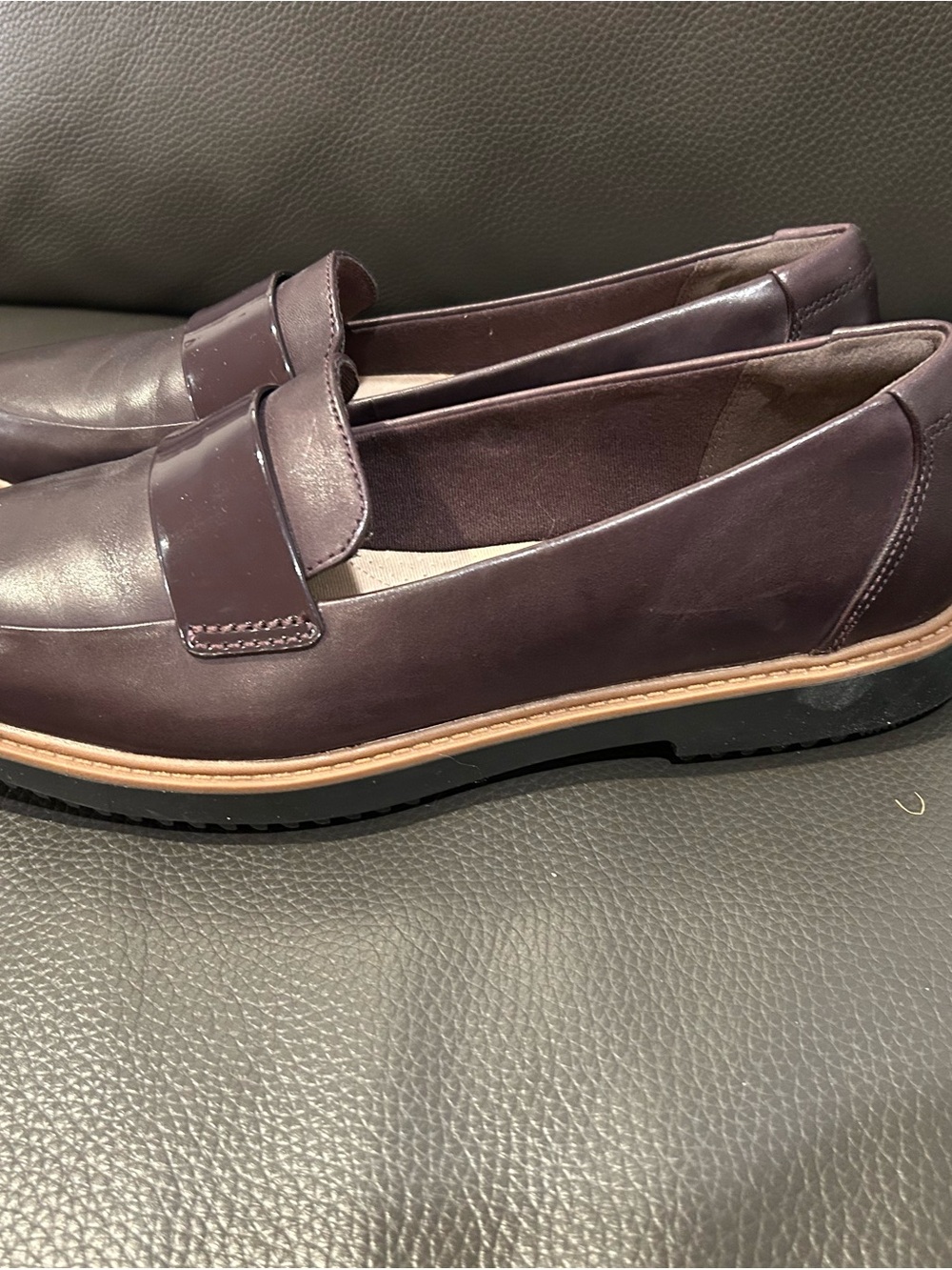 Clark’s Women’s Penny Loafers-Size 9W